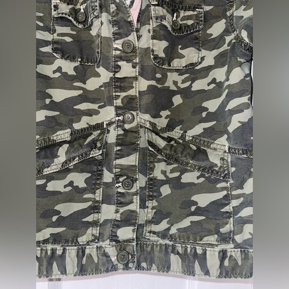 Gymboree Girls Camouflage Jacket - Picture 5 of 9